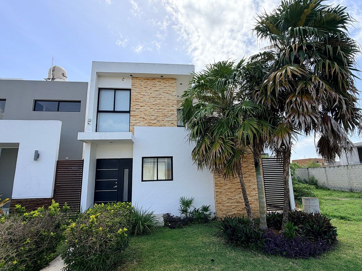 Casa en Real Montejo, Mérida, foto 2 de 20