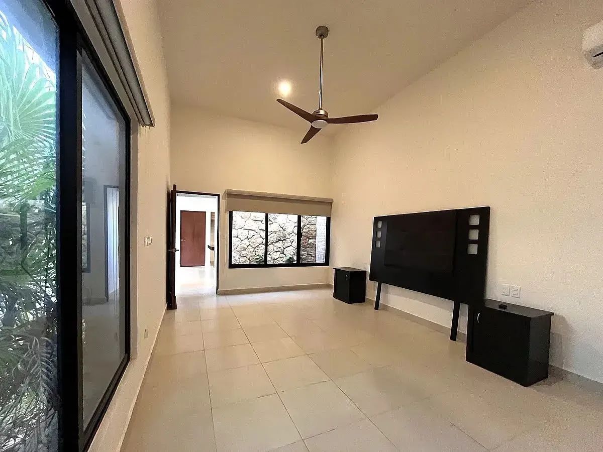 House in Cholul, Mérida, photo 9 of 16
