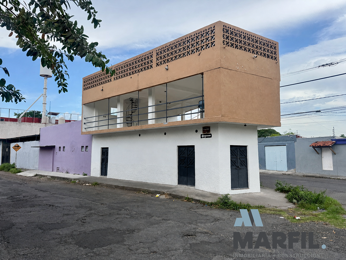 Local Comercial en Venta, Oficinas, Negocios, Departamentos Centro de Colima