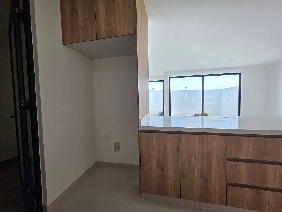 Casa em Rodanta, El Marqués, foto 8 de 26