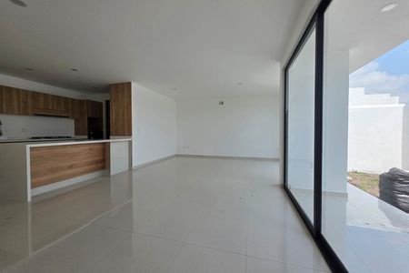 Casa Sibéria à Venda em Rodanta o Marques