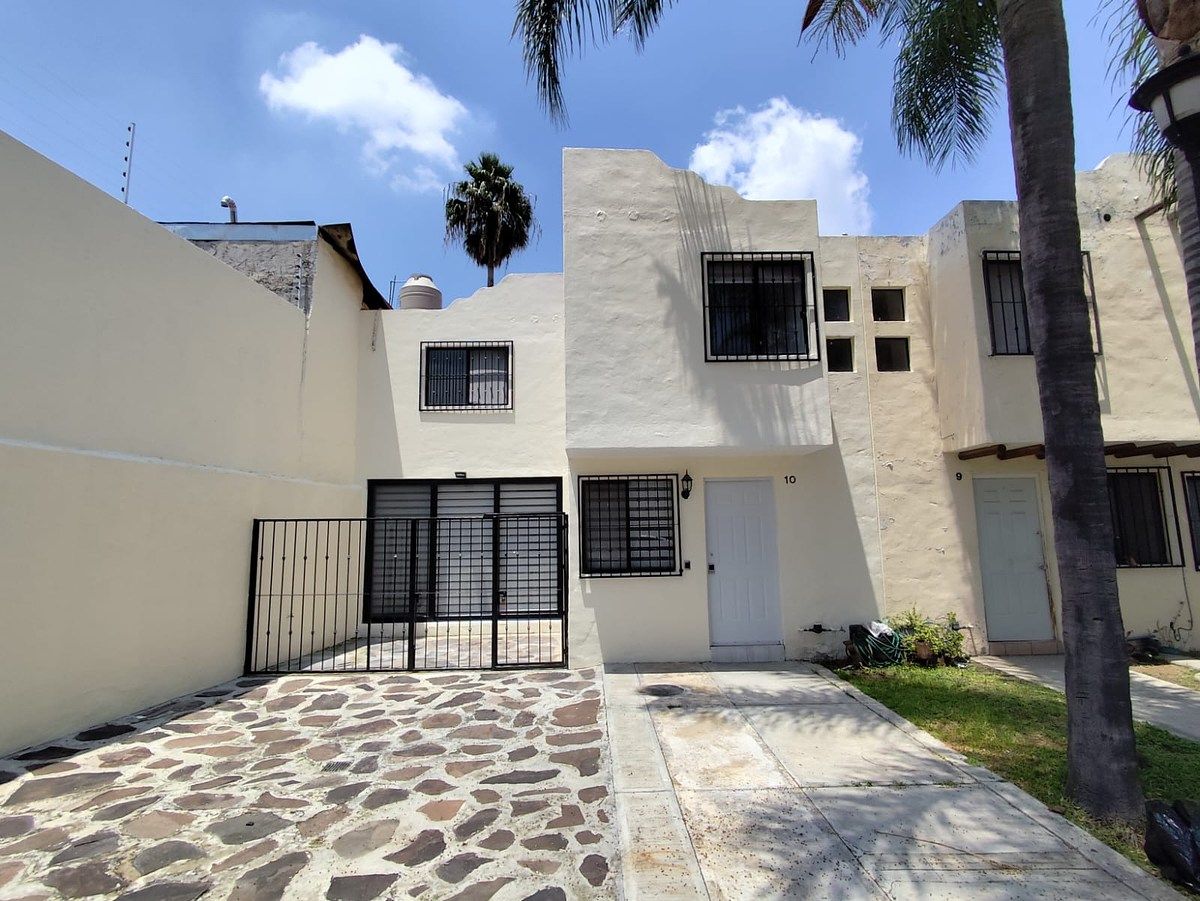 Casa para Alugar entre La Tijera e Bugambilias em Condomínio Fechado, foto 1 de 20