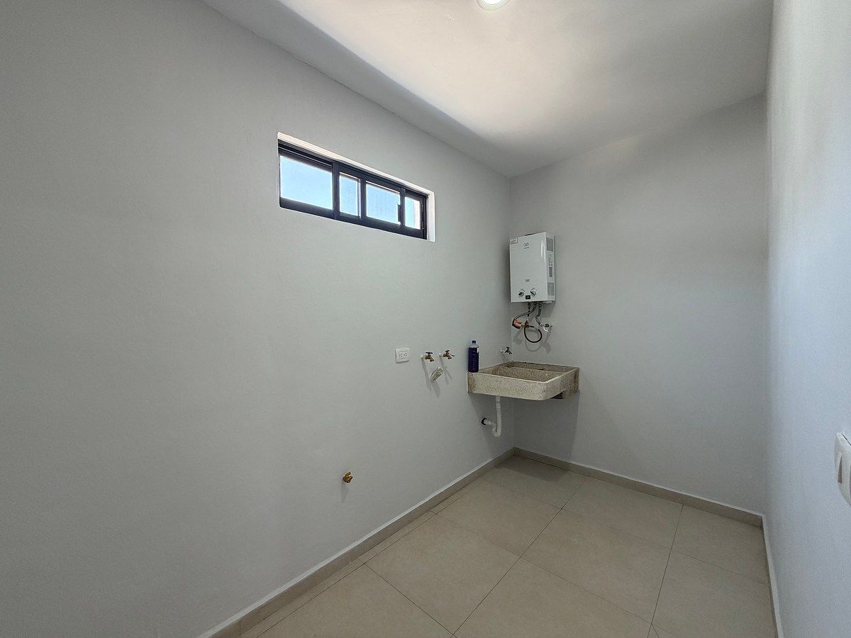 Casa em condomínio fechado em La Tijera, Tlajomulco de Zúñiga, foto 3 de 3
