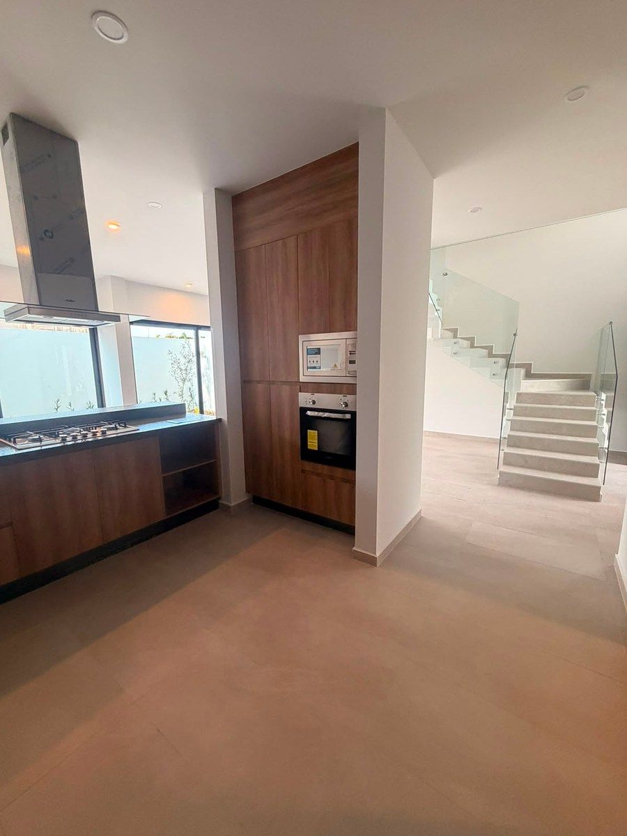 House in Gated Community in Valle Imperial, Zapopan, photo 7 of 38