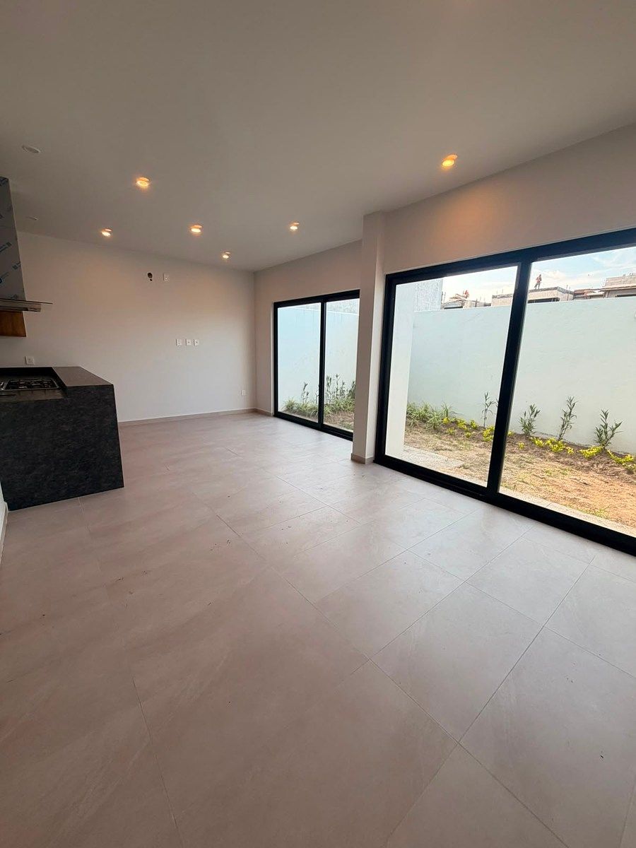 House in Gated Community in Valle Imperial, Zapopan, photo 5 of 38