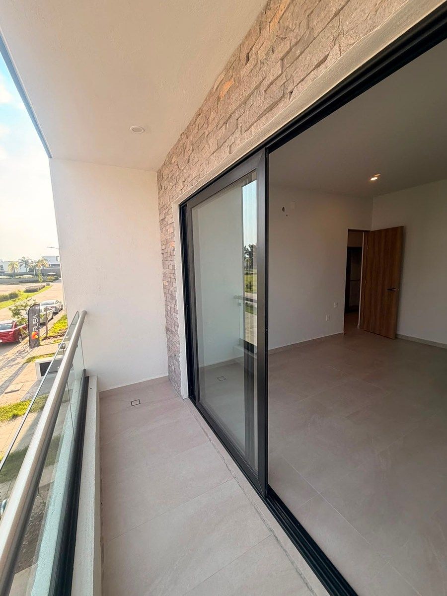 House in Gated Community in Valle Imperial, Zapopan, photo 20 of 38