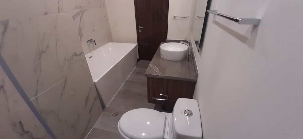 Baño Recámara Principal, foto 11 de 22