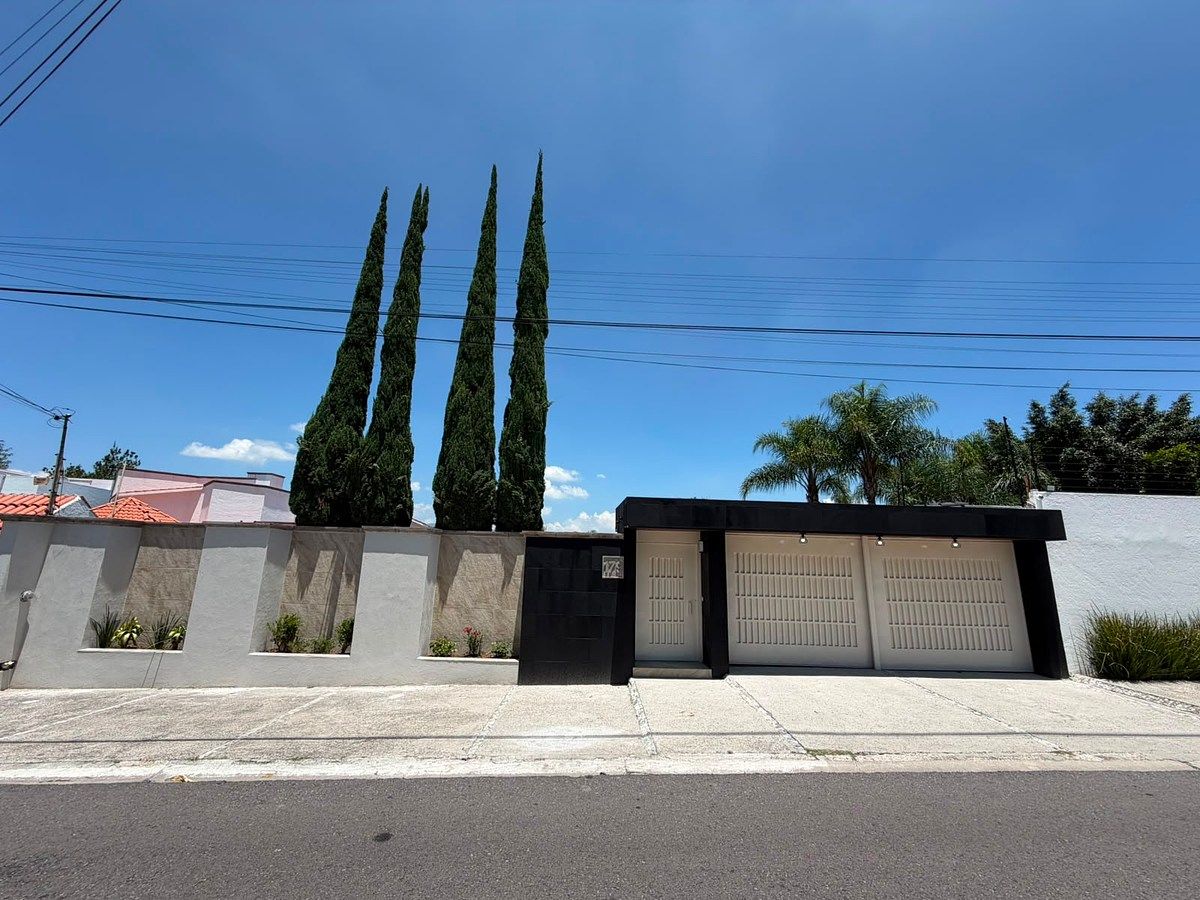 Casa em Fraccionamiento Villas del Mesón, Querétaro, foto 2 de 41