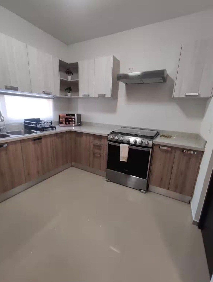House in Hispania Residencial, La Paz, photo 3 of 16