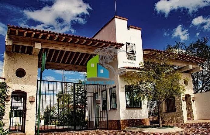 VENTA DE TERRENO EN CIUDAD MADERAS EL MARQUÉS, foto 1 de 8