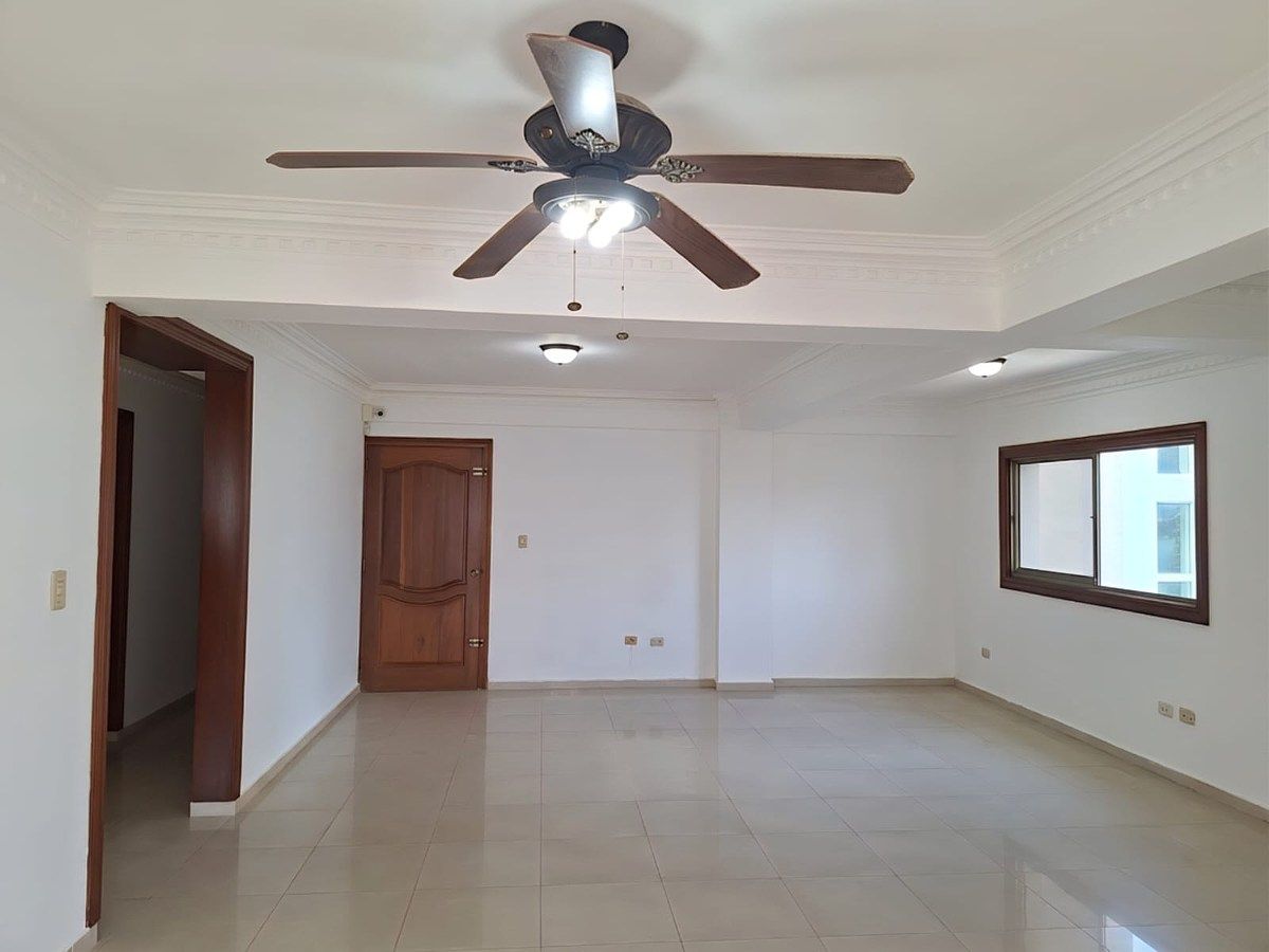 Apartamento en Evaristo Morales, Santo Domingo Centro (Distrito Nacional), foto 2 de 15