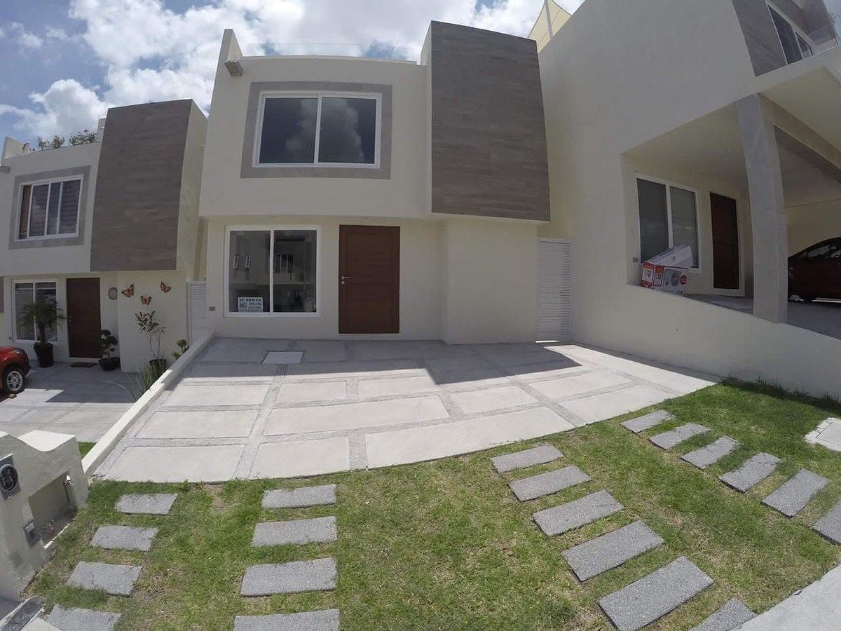 RENTAL OF FURNISHED HOUSE IN CONDOMINIUM, photo 1 of 15