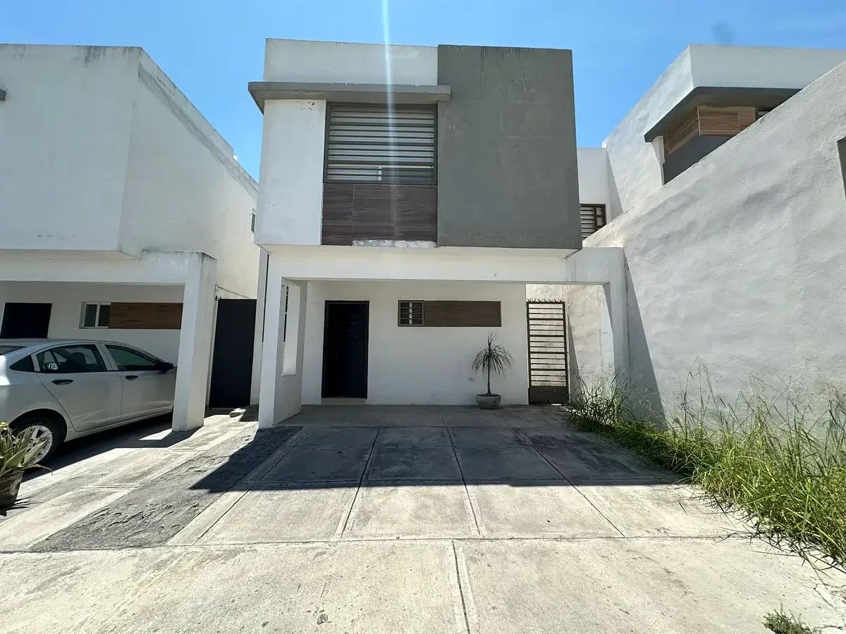 House in Lombardía Residencial, Apodaca, photo 2 of 12