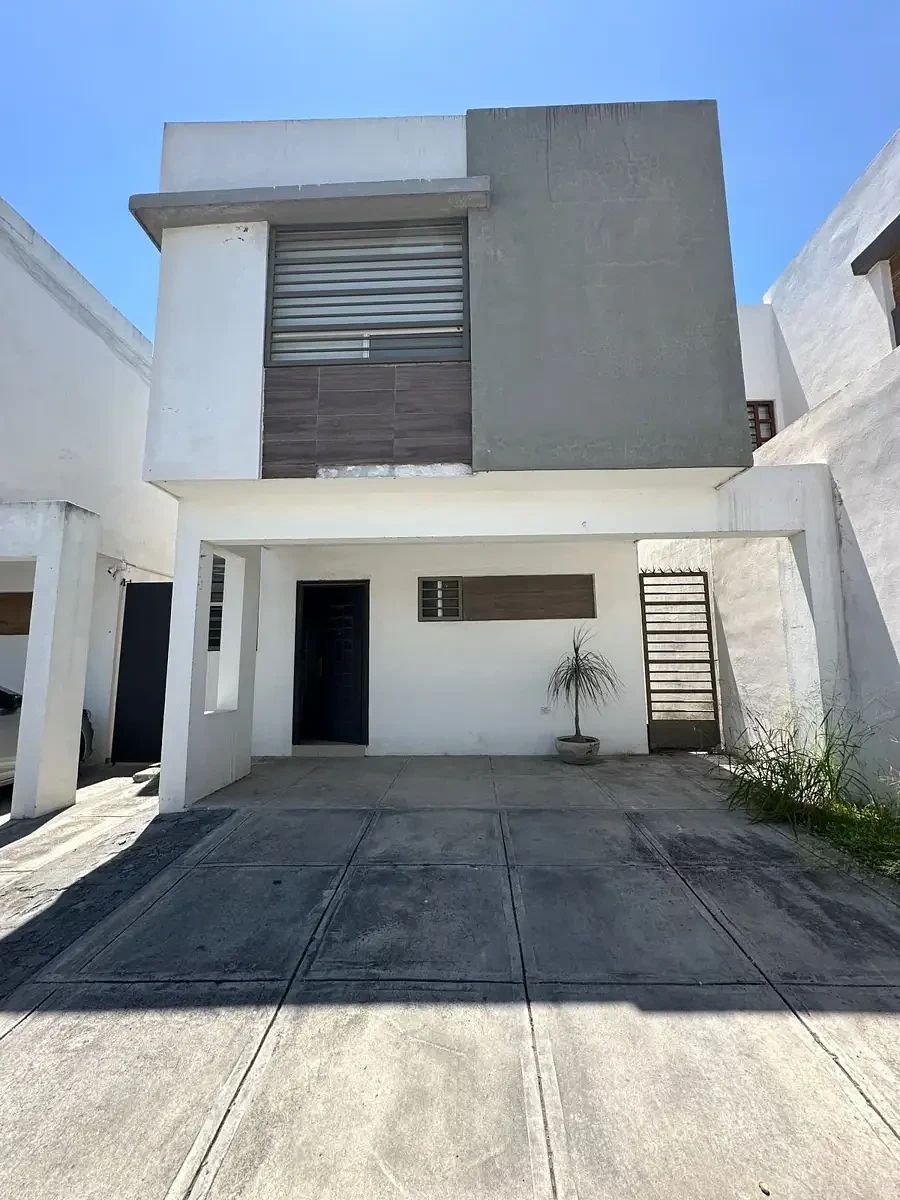 HOUSE FOR RENT IN RESIDENTIAL LOMBARDIA, APODACA, NL., photo 1 of 12