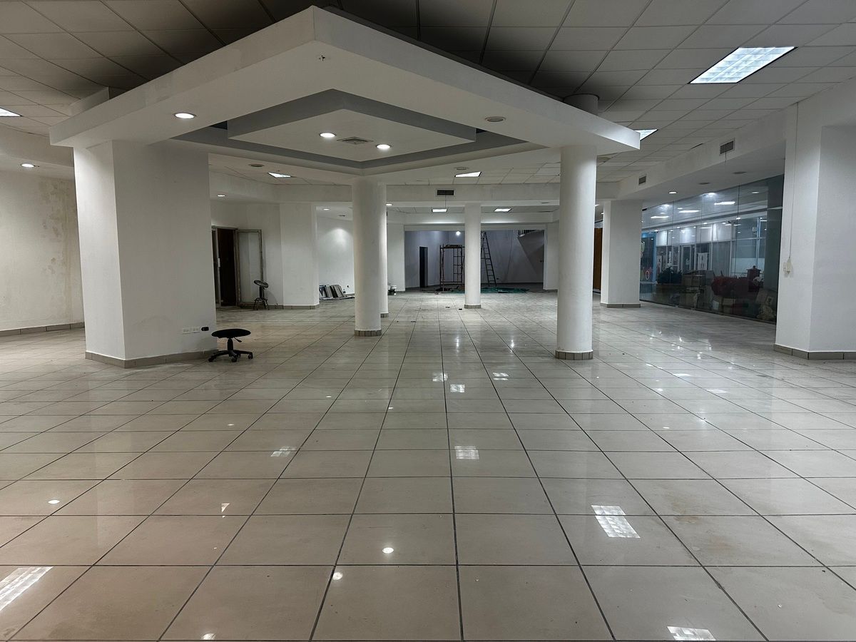 Local Comercial en Ensanche Naco, Santo Domingo Centro (Distrito Nacional), foto 5 de 6