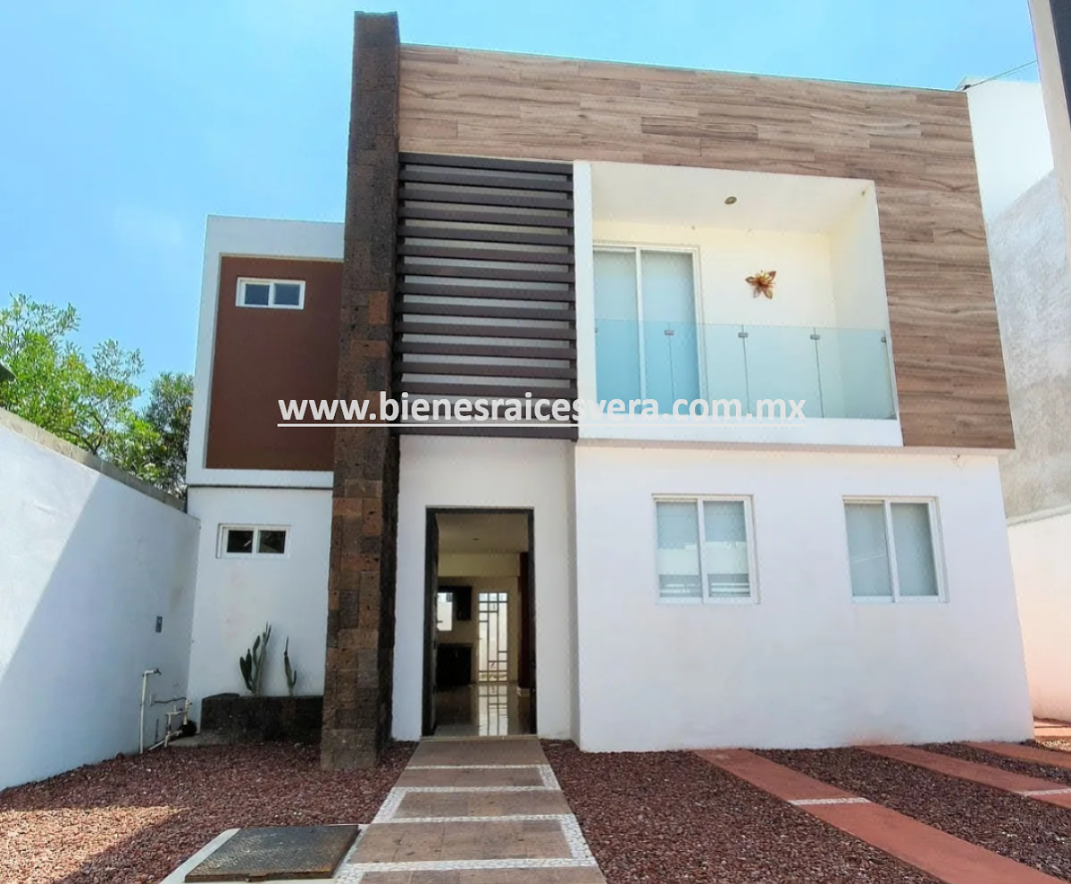 Casas en Venta en Tequisquiapan en la Col. Adolfo Lopez Mateos. Edna