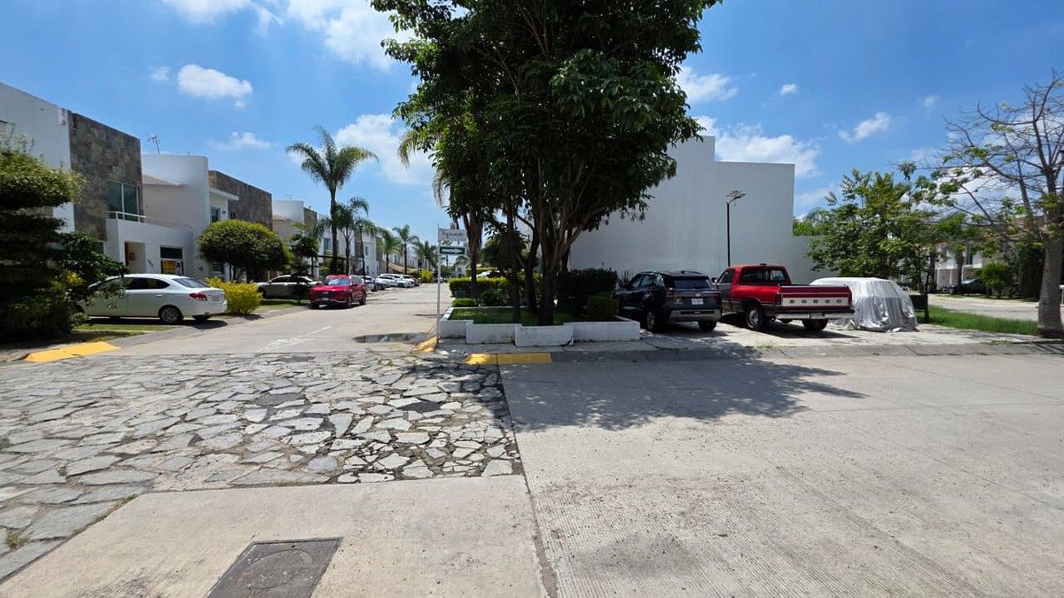 Casa em Marcelino Garcia Barragán, Zapopan, foto 27 de 29