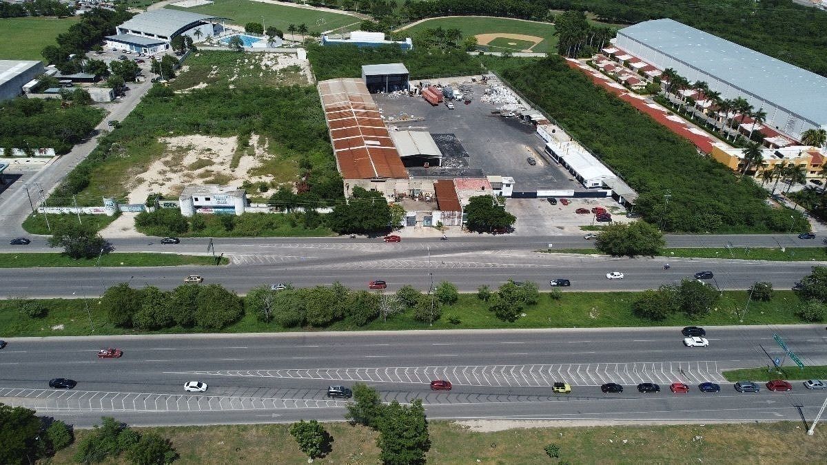 Lote comercial em Cholul, Mérida, foto 7 de 11