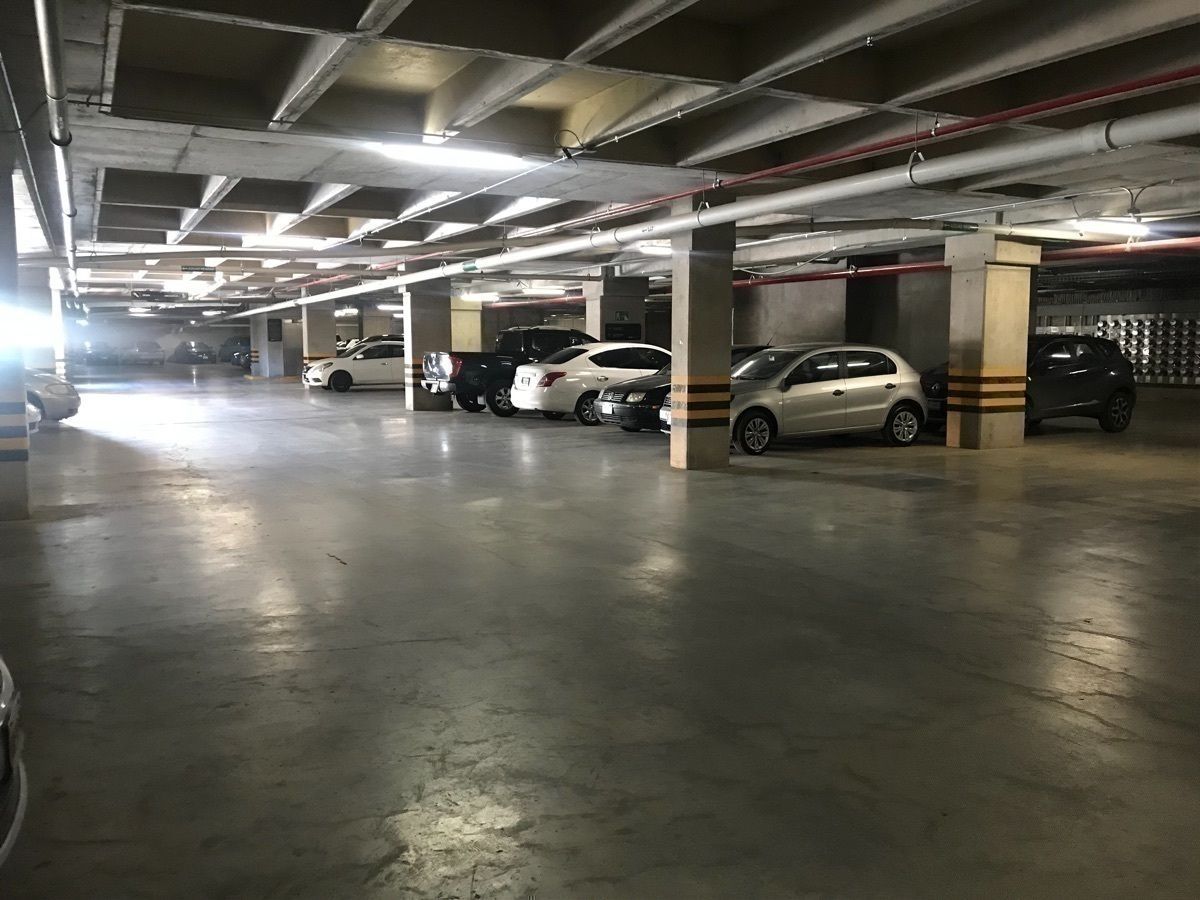 Estacionamiento, foto 25 de 25