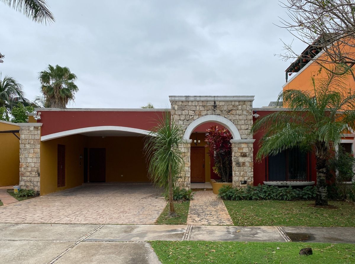 Casa en Renta en Las Fincas, Temozón, foto 1 de 50