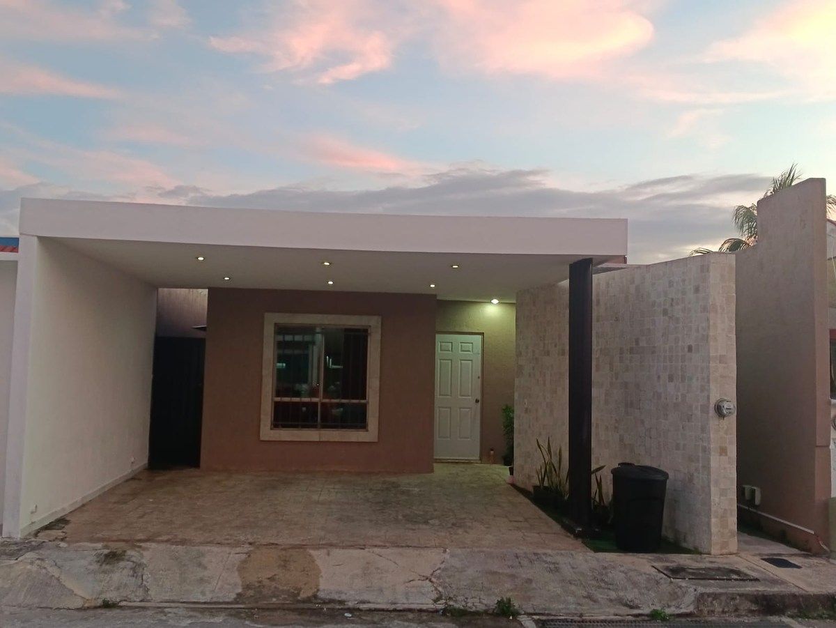 Sale of House in Fracc. las Americas, photo 1 of 12