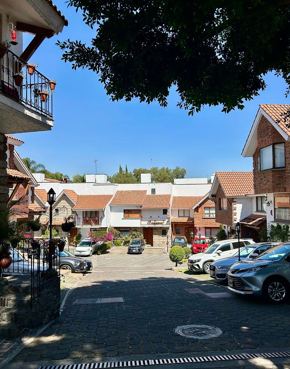 HOUSE FOR SALE IN FUENTES DE TEPEPAN, TLALPAN., photo 1 of 43