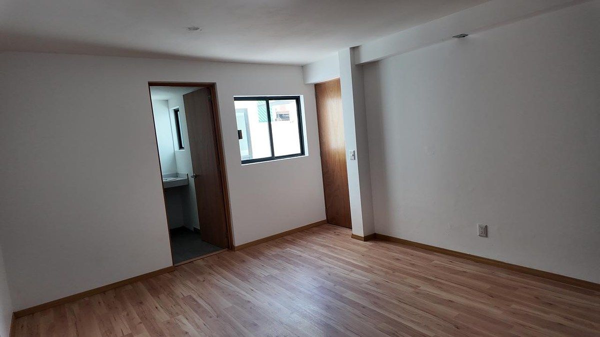 Casa em Hacienda de Echegaray, Naucalpan de Juárez, foto 10 de 28