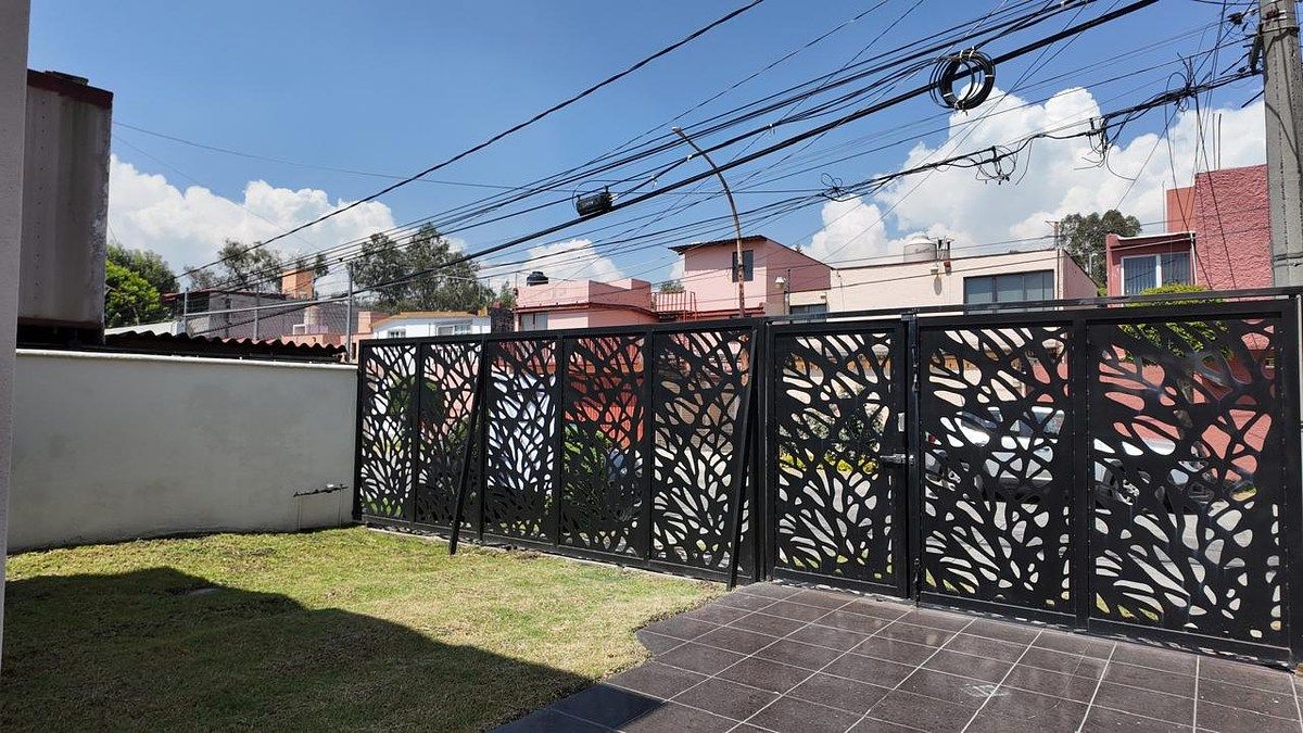 Casa em Hacienda de Echegaray, Naucalpan de Juárez, foto 3 de 28