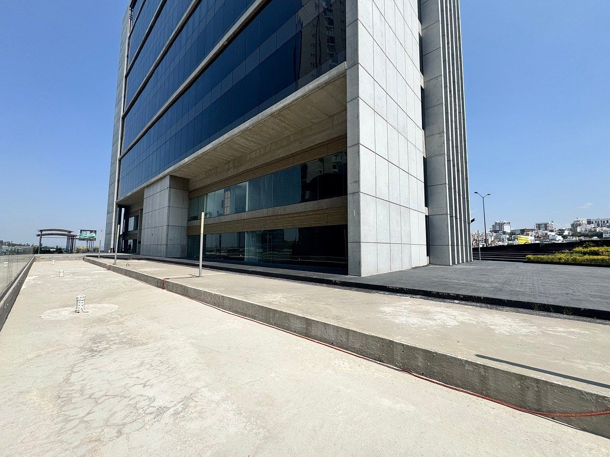LOCAL COMERCIAL EN NOUVALIA, foto 1 de 14