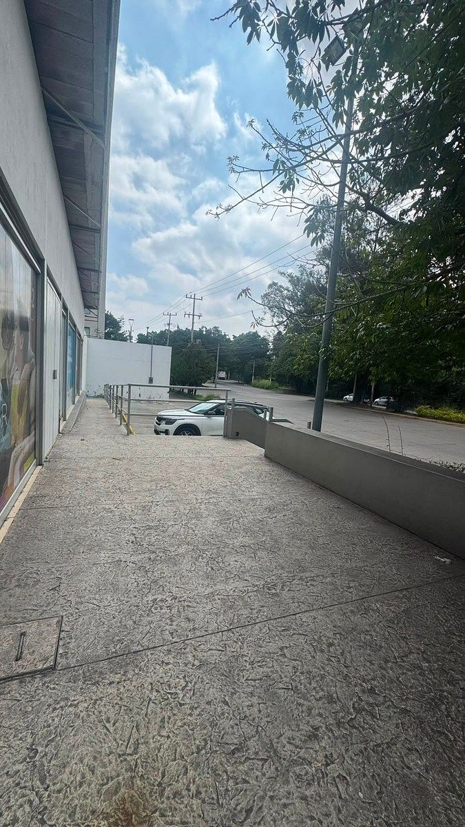 Local comercial en La Aurora, Guadalajara, foto 9 de 11