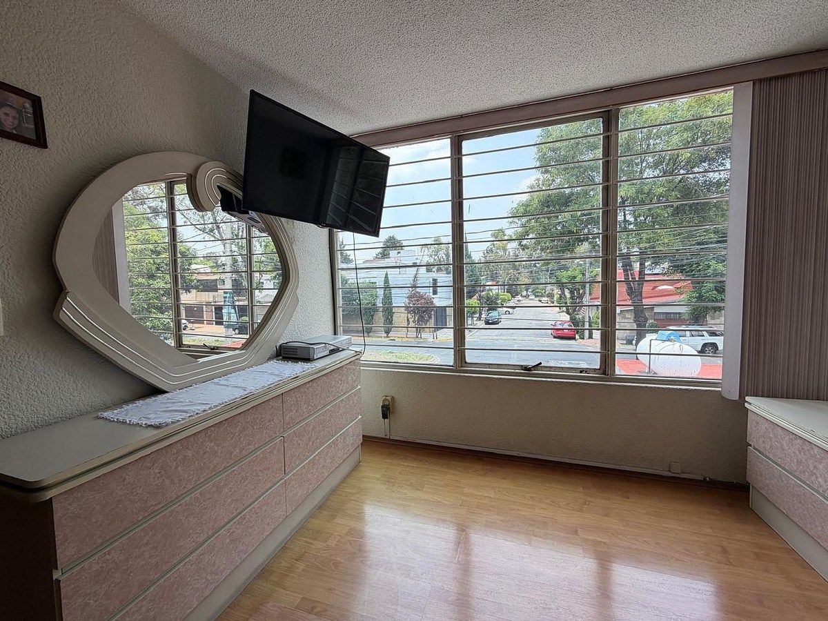 Casa em Naucalpan, Naucalpan de Juárez, foto 25 de 36