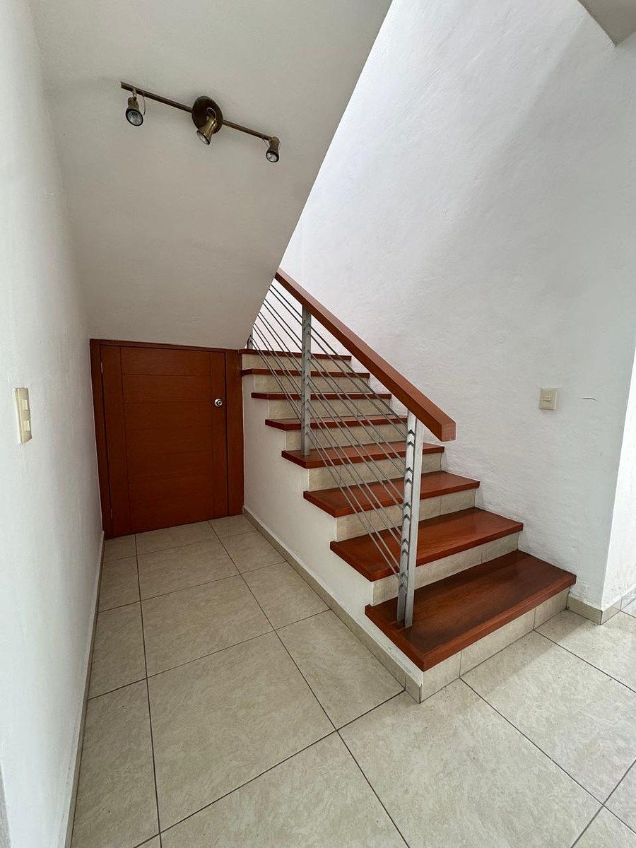 House in El Manantial, Tlajomulco de Zúñiga, photo 4 of 40