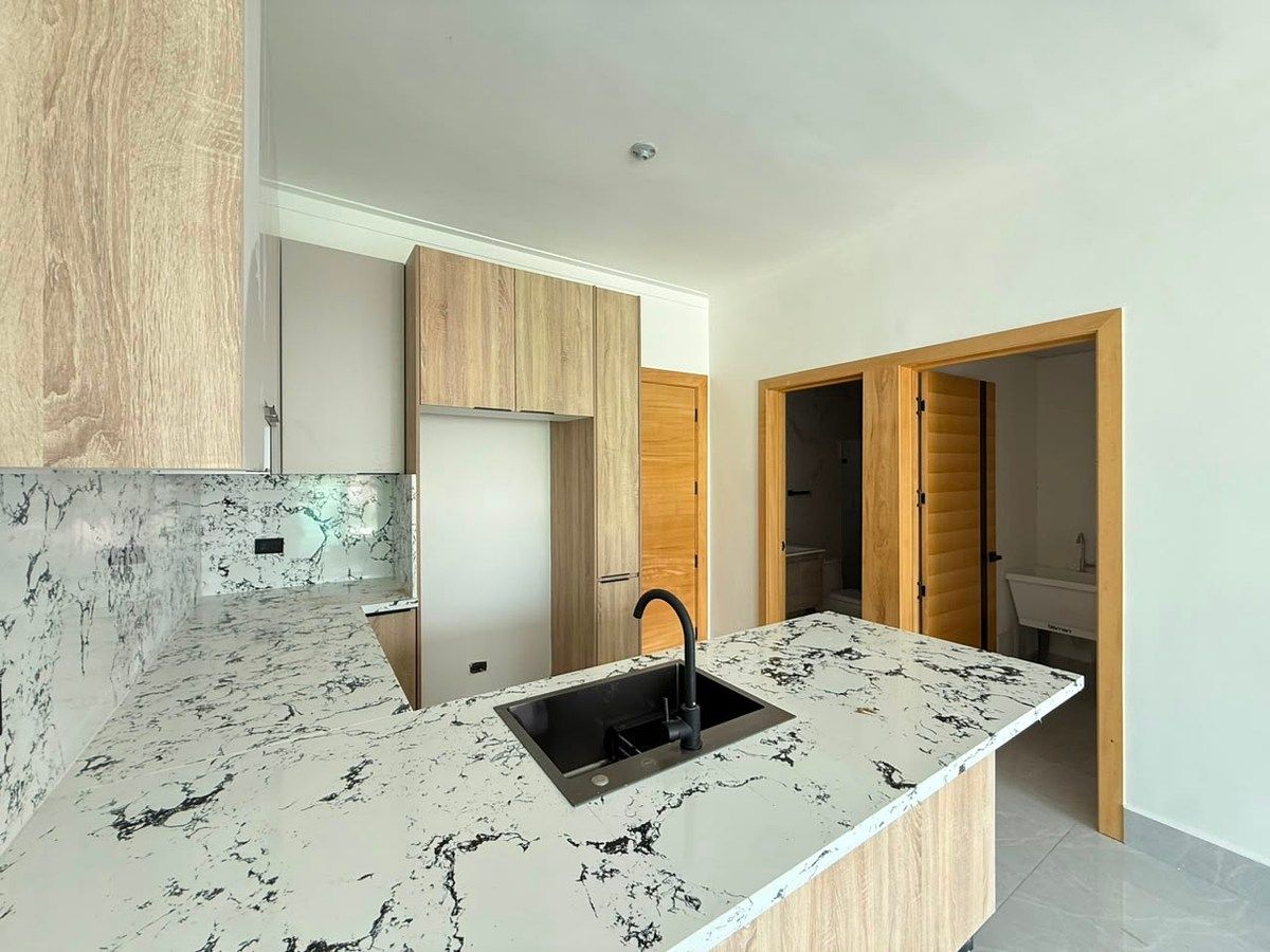 Espacioso Apartamento Airbnb Friendly de 1 Habitación en Piso 8 - Evaristo Moral, foto 1 de 37