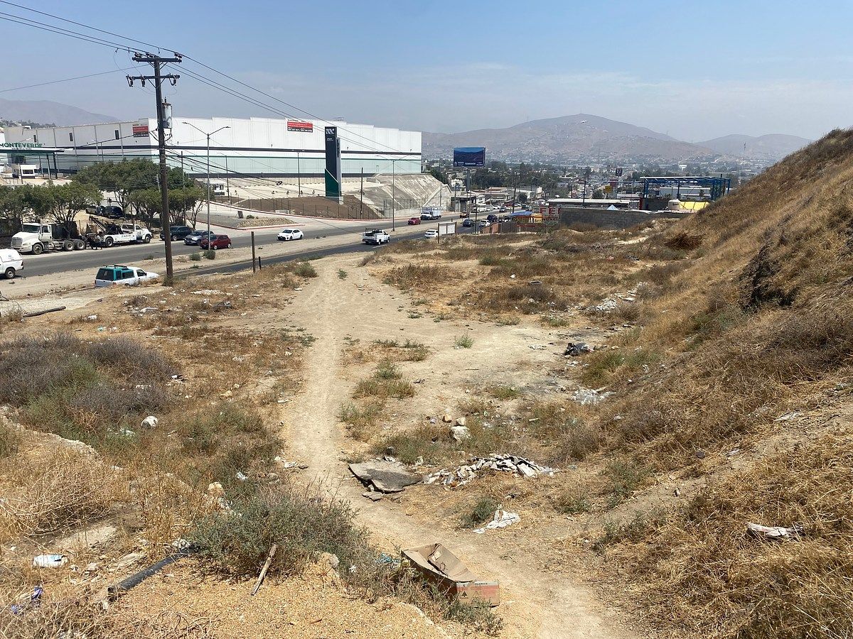 Terreno comercial en El Refugio, Tijuana, foto 6 de 7