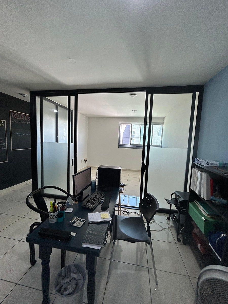 Office in Jardines de La Hacienda, Querétaro, photo 11 of 18