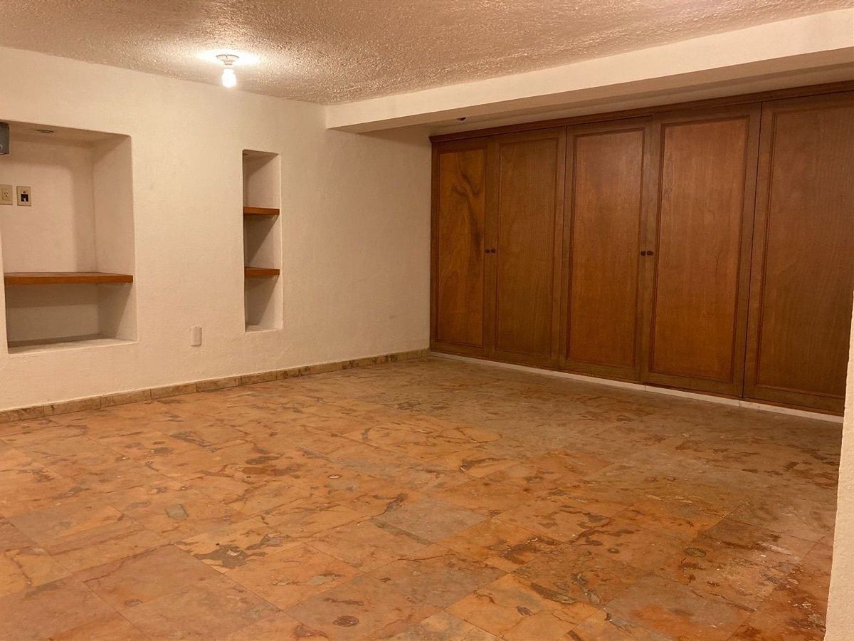 Cava o Área de choferes, foto 17 de 50