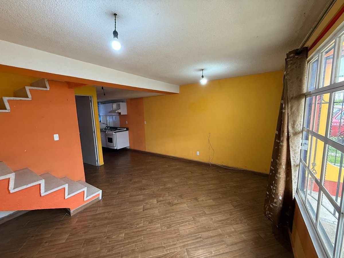 Casa en Los Sauces V, Toluca, foto 3 de 14