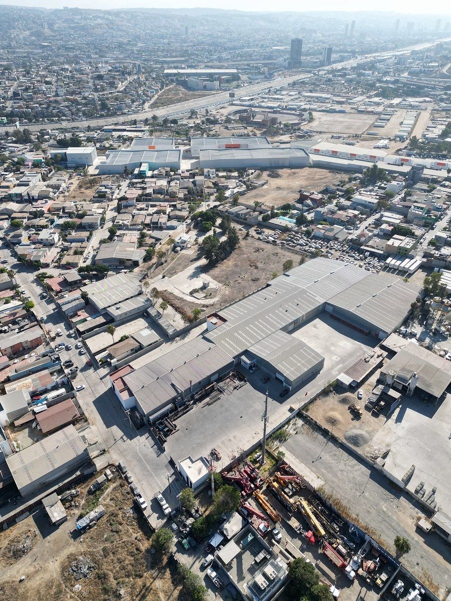 Armazém industrial para alugar – Parque Fernández, foto 1 de 14