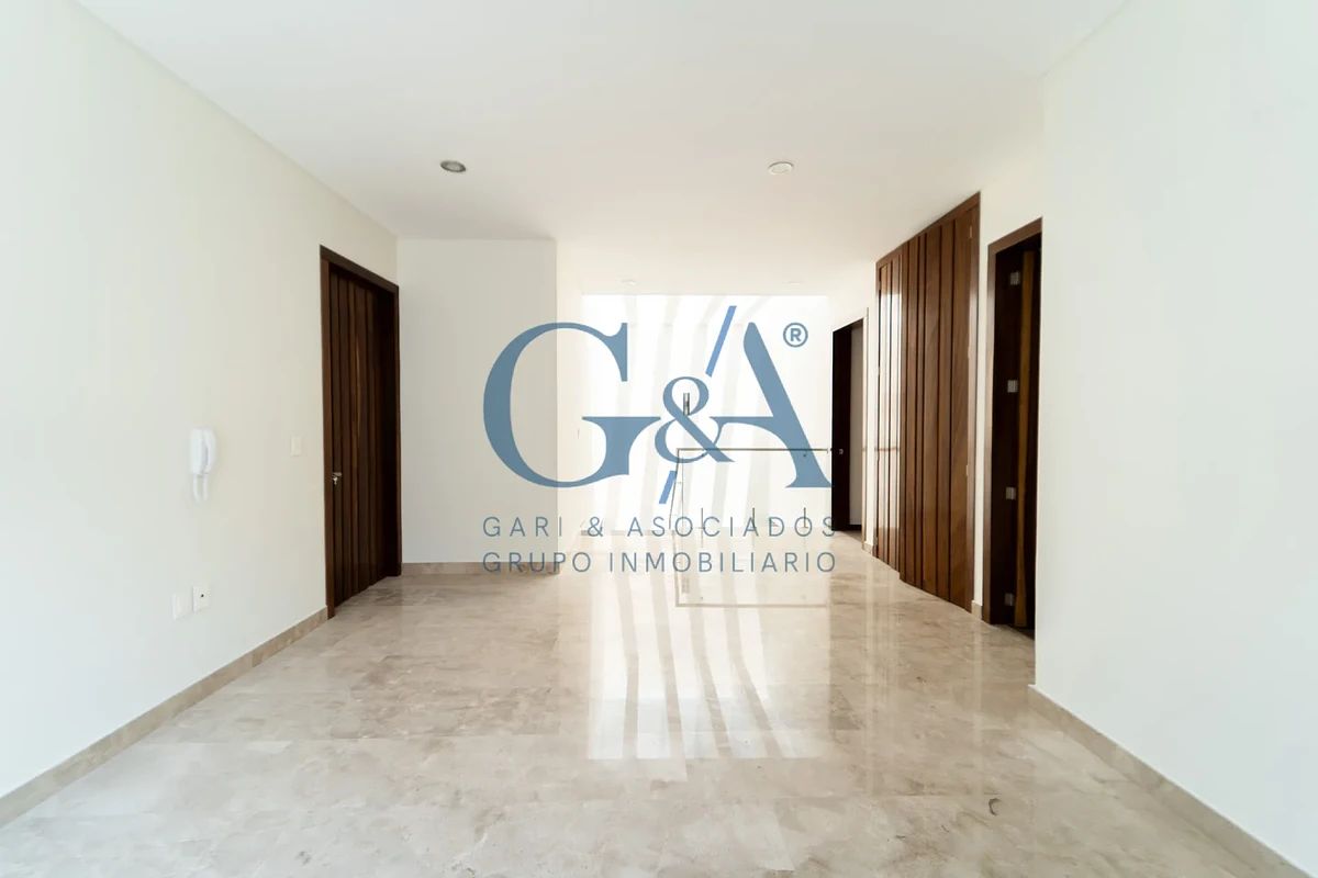 Casa em Valle Real, Zapopan, foto 2 de 3