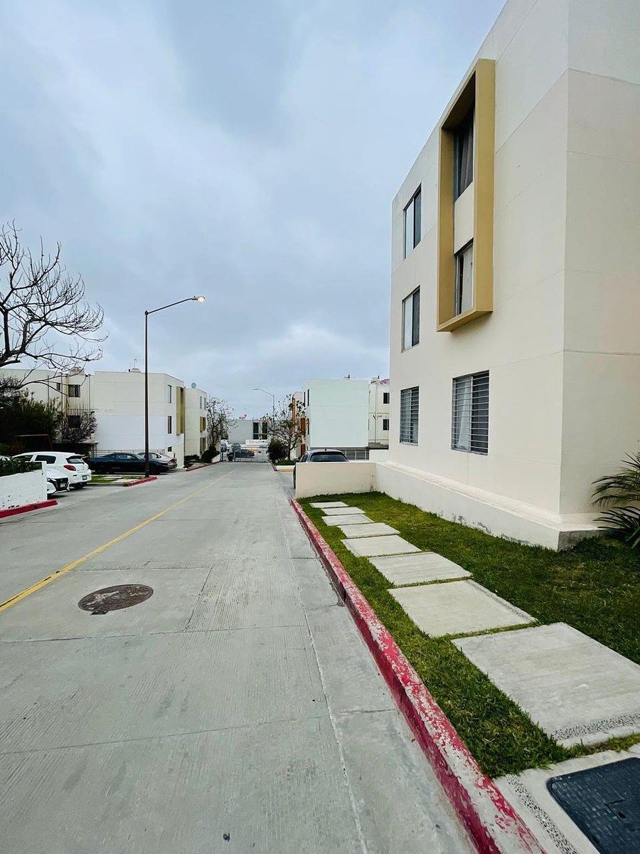 Departamento en Colinas de California, Tijuana, foto 2 de 11