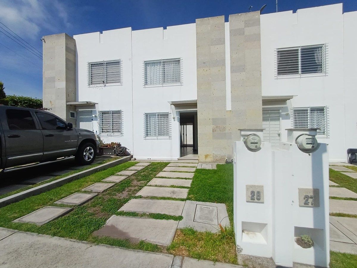 Casa en Venta en Condominio, foto 1 de 9