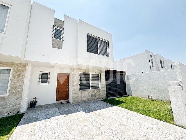 Casa en Tres Cantos, Querétaro, foto 2 de 18