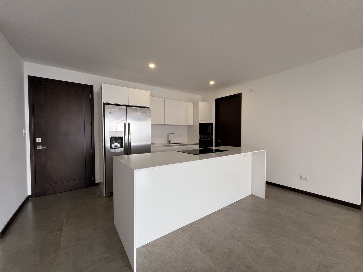 Apartamento en Zona 15, Guatemala, foto 2 de 12