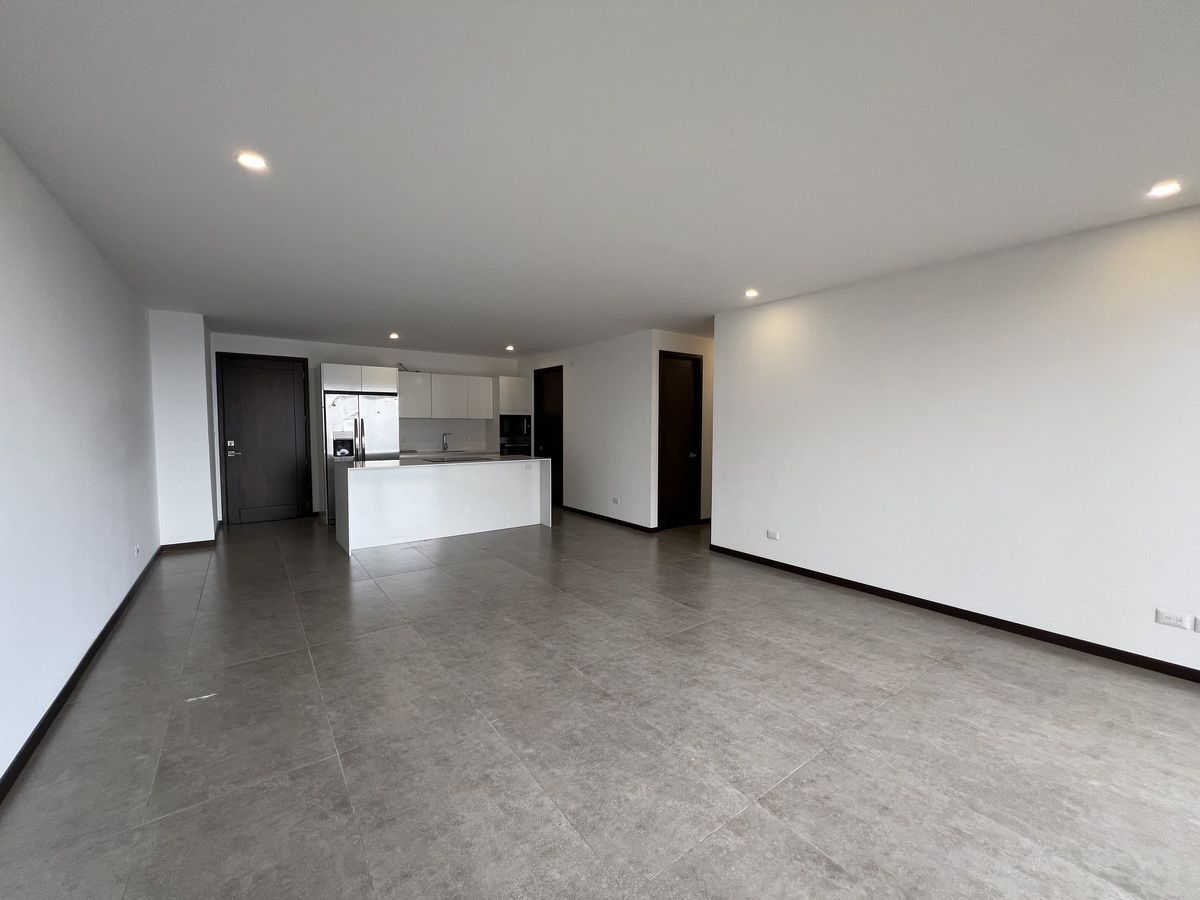 Apartamento en Zona 15, Guatemala, foto 3 de 12