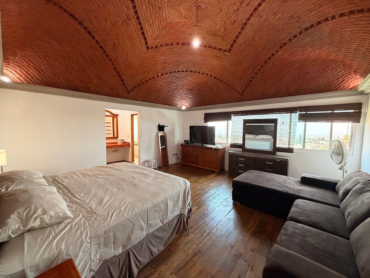 House in Lomas de Cortes, Cuernavaca, photo 9 of 48