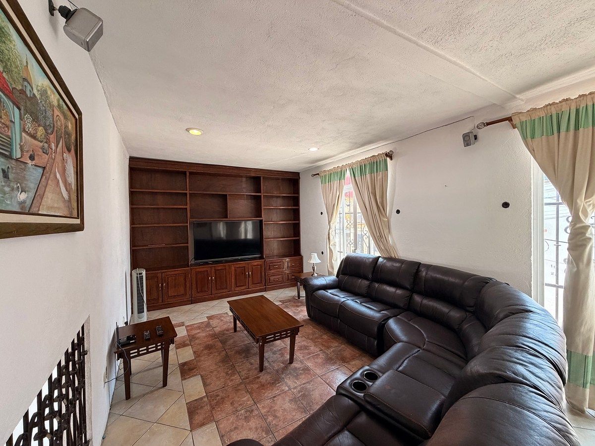 House in Lomas de Cortes, Cuernavaca, photo 16 of 48