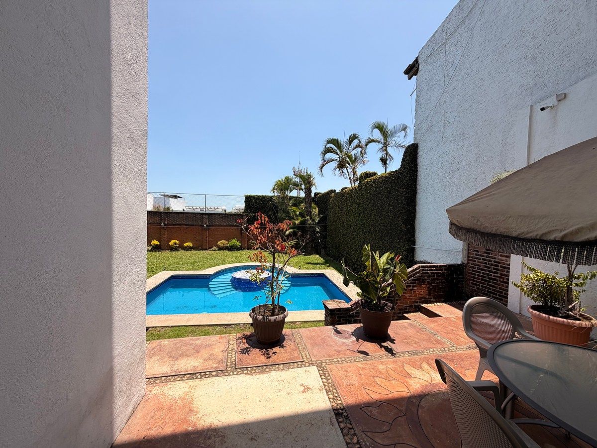 House in Lomas de Cortes, Cuernavaca, photo 28 of 48