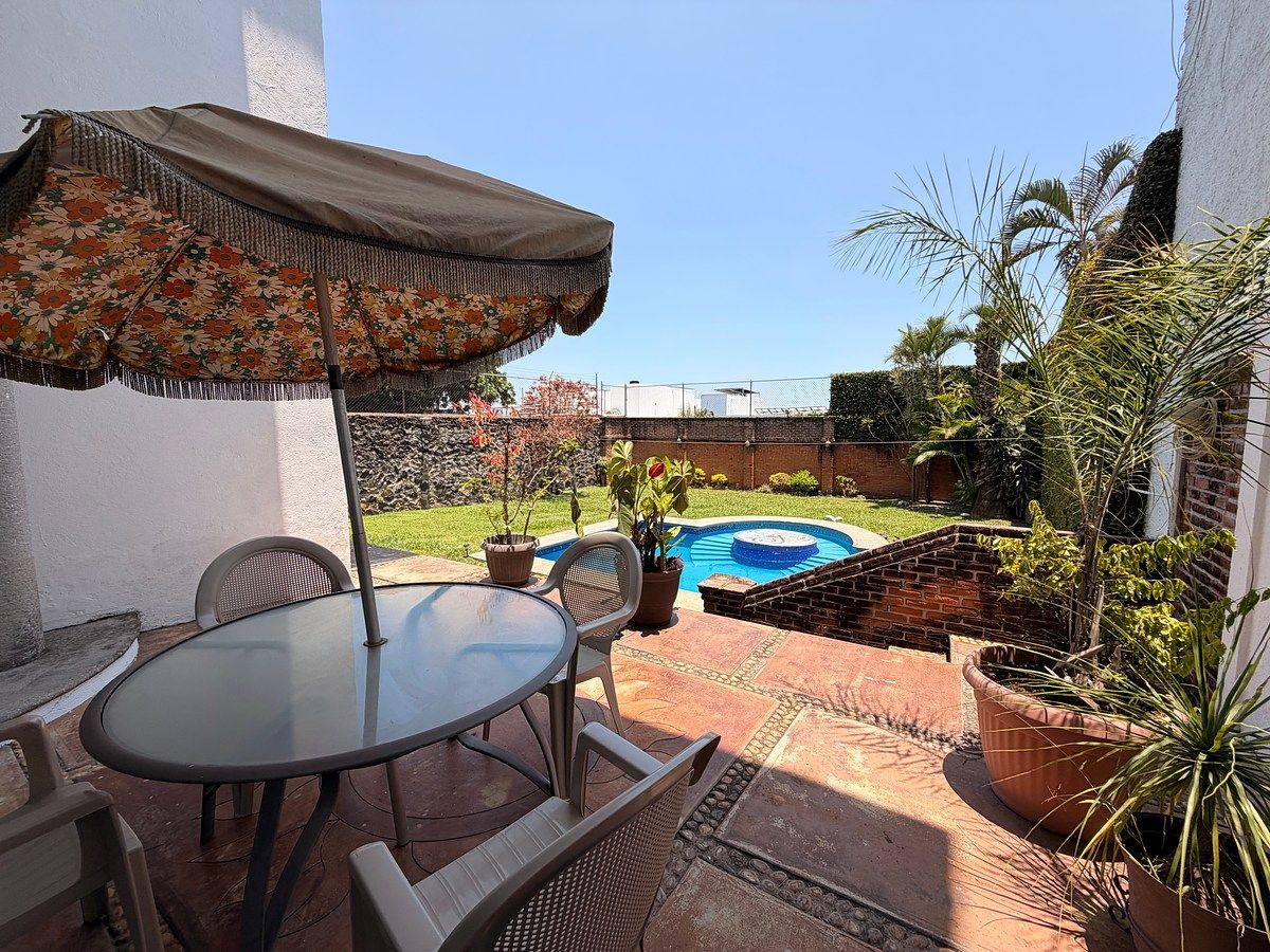House in Lomas de Cortes, Cuernavaca, photo 29 of 48