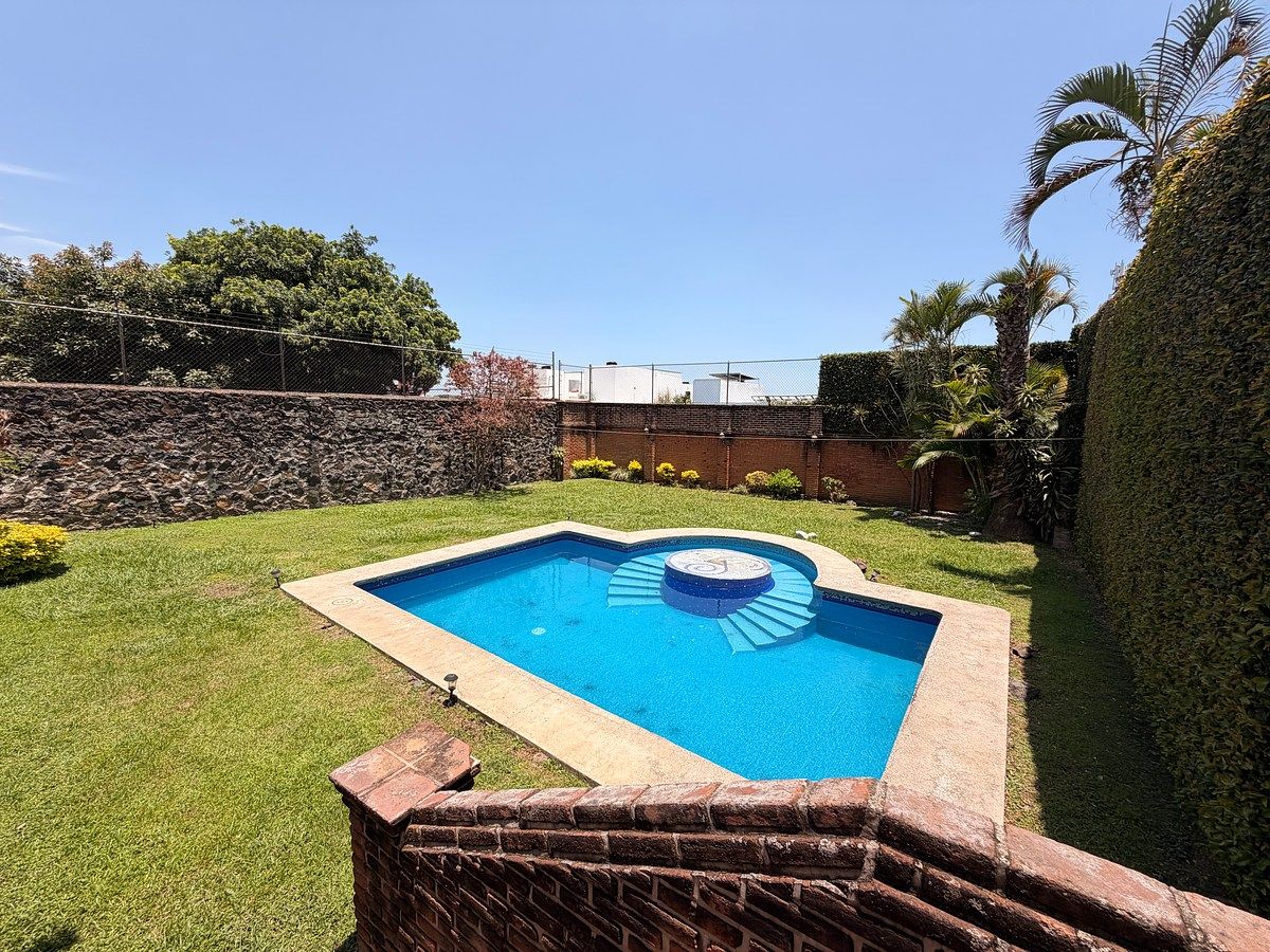 House in Lomas de Cortes, Cuernavaca, photo 30 of 48