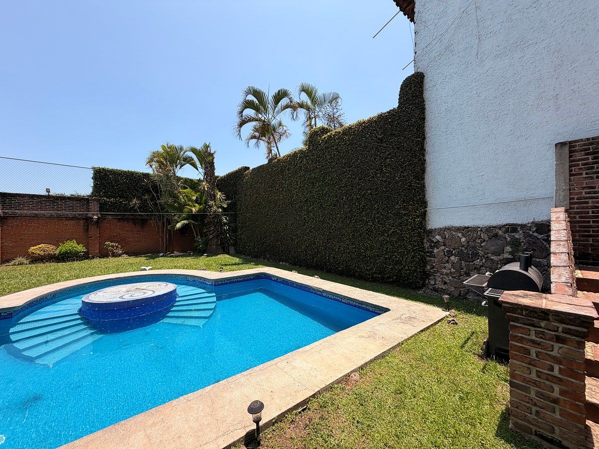 House in Lomas de Cortes, Cuernavaca, photo 31 of 48